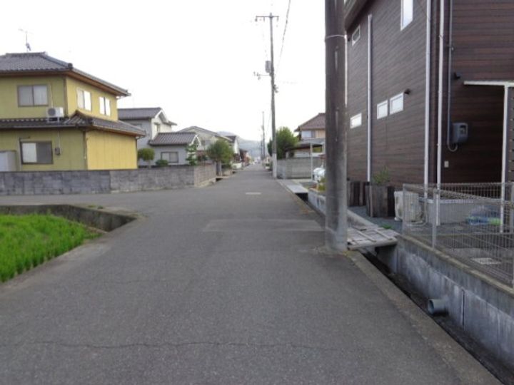 アリエッタ湯野の周辺