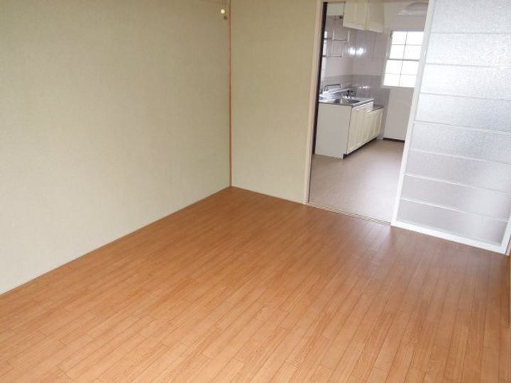 オリエントハイツ103の居間