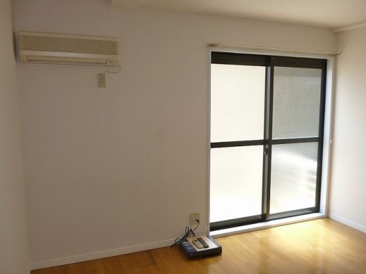 岡山県倉敷市中畝9丁目(アパート)の賃貸物件106の居間