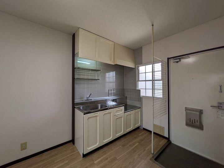 岡山県浅口市鴨方町六条院東(アパート)の賃貸物件202の居間