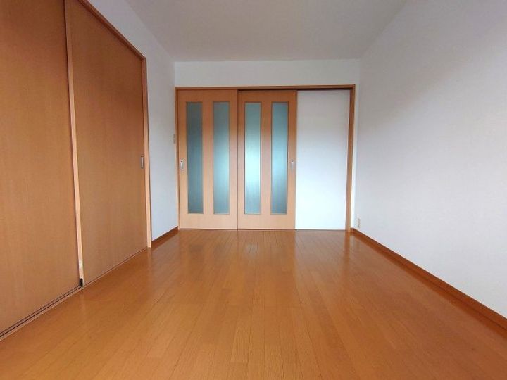 岡山県倉敷市沖(アパート)の賃貸物件202の居間