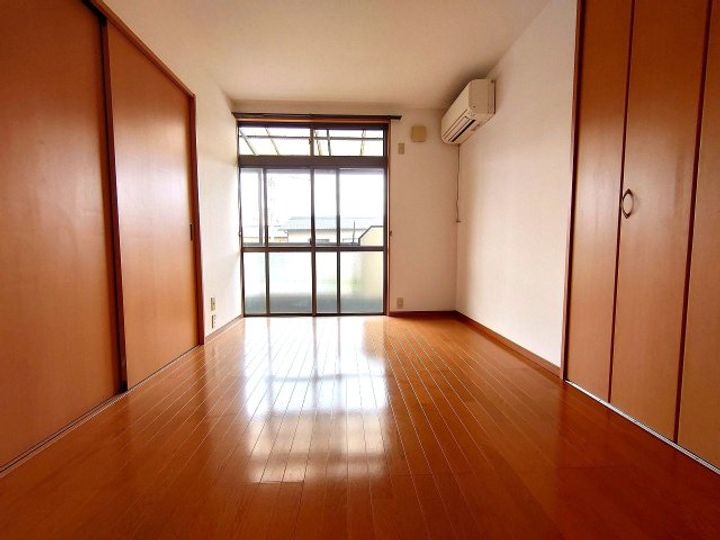 岡山県倉敷市沖(アパート)の賃貸物件202の居間