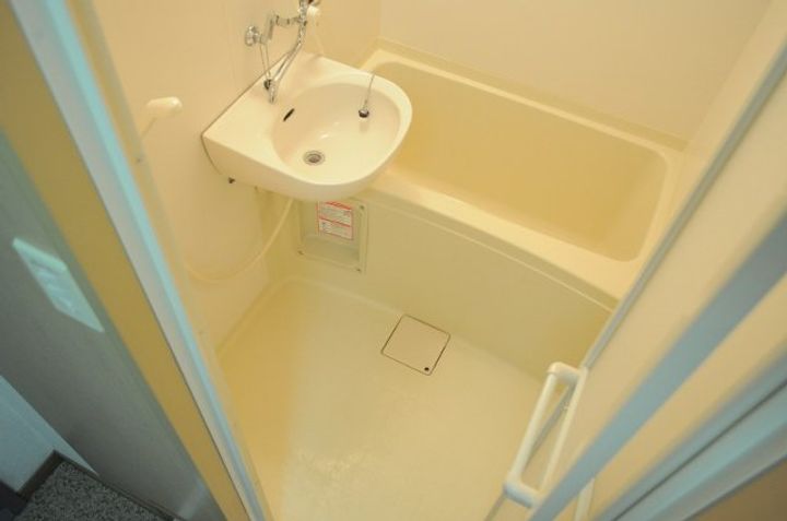 岡山県倉敷市児島下の町4丁目(マンション)の賃貸物件102の風呂