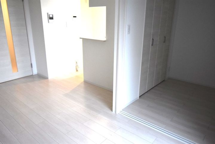 月光東福山駅前214の居間