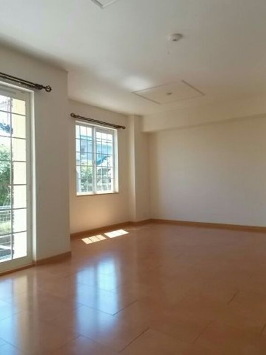 ル コルヌイエBの居間