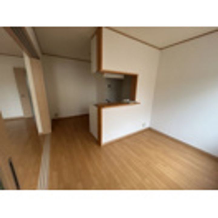 佐藤コーポ(東手城)の居間