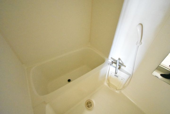 ジュメル倉敷106 の風呂