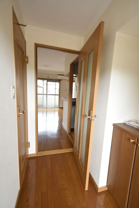 ジュメル倉敷106 の玄関