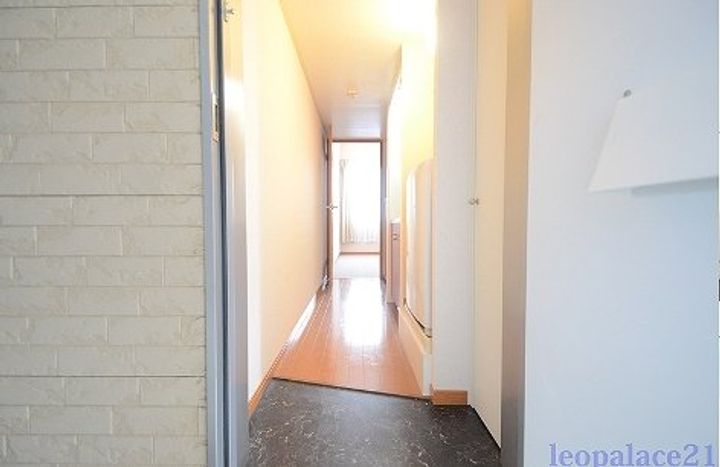 岡山県倉敷市白楽町(アパート)の賃貸物件105の玄関