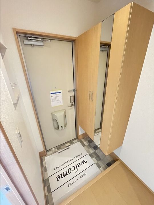 岡山県浅口市鴨方町鴨方(アパート)の賃貸物件の玄関