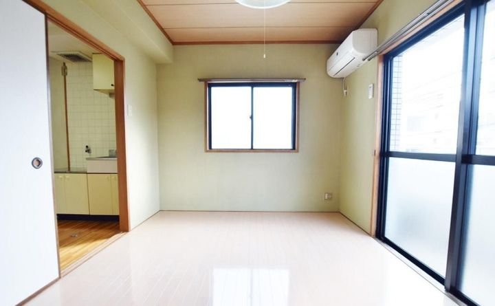 アクシス21の内装