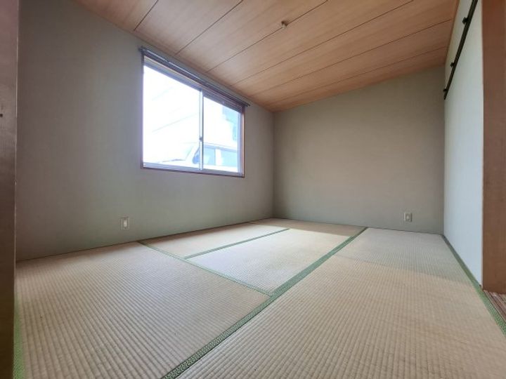 サンハイツ A棟の居間