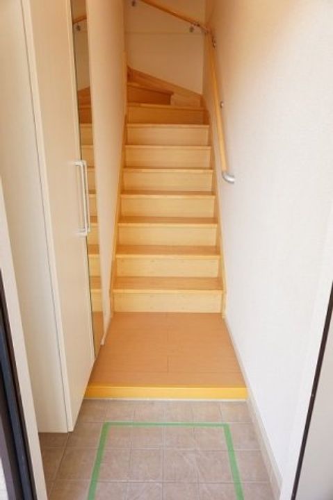 サニーフォレスタBの玄関