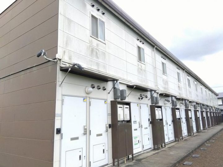 レオパレスカワシマ211の外観