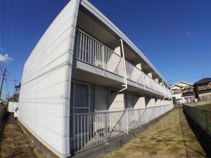 レオパレススカイ103の外観