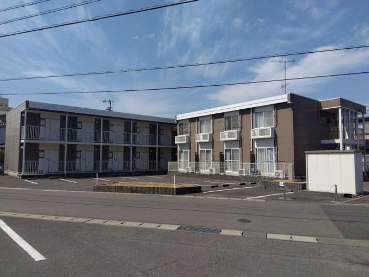 レオパレスソレーユ105の外観