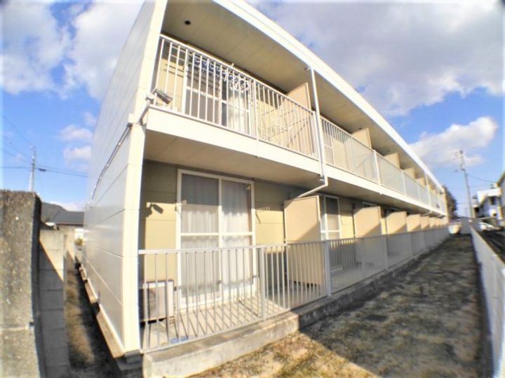 レオパレスラフィーネ207の外観