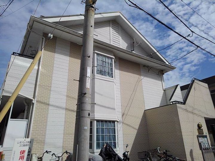 レオパレス藤塚105の外観