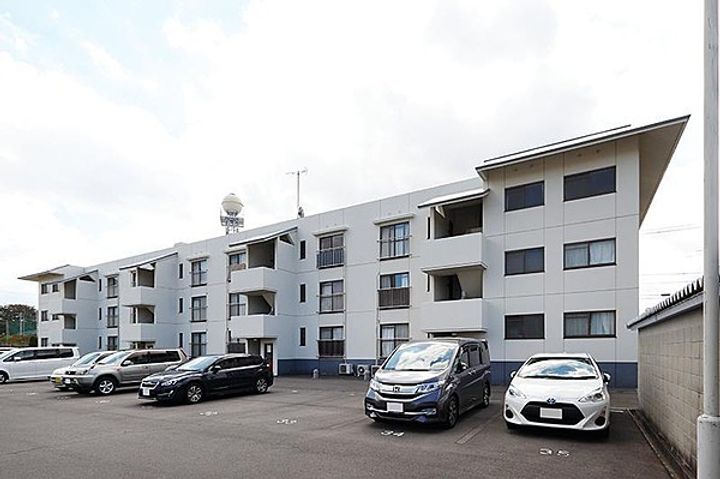 宮地マンション302の外観