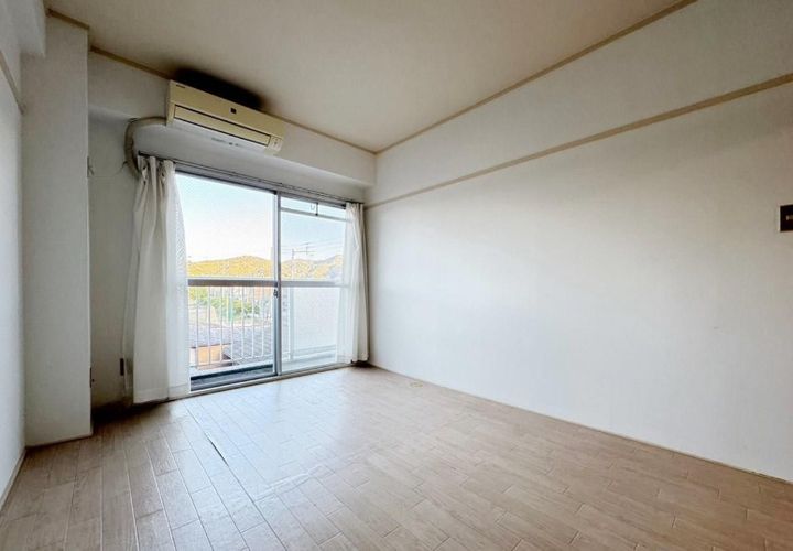 岩藤マンションの内装