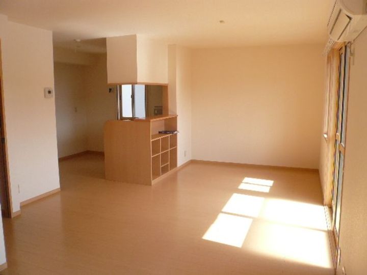 メルベーユ C棟の居間