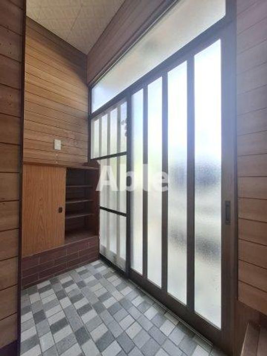 香川県高松市今里町(一戸建)の賃貸物件の玄関