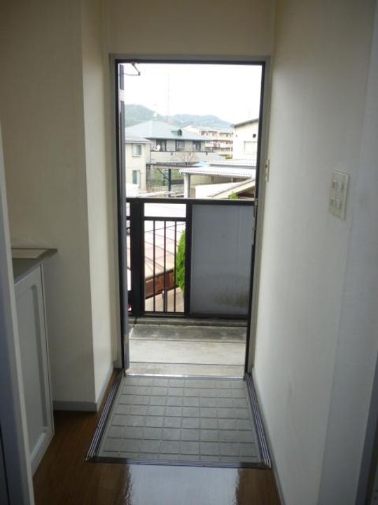 エーライン泉A・B ペット(犬)B202号室の玄関