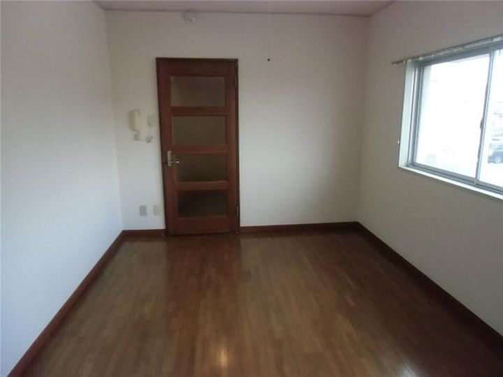 大福マンション三吉の居間