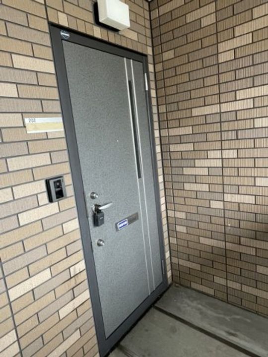 メゾン・ド・ショコラBの玄関