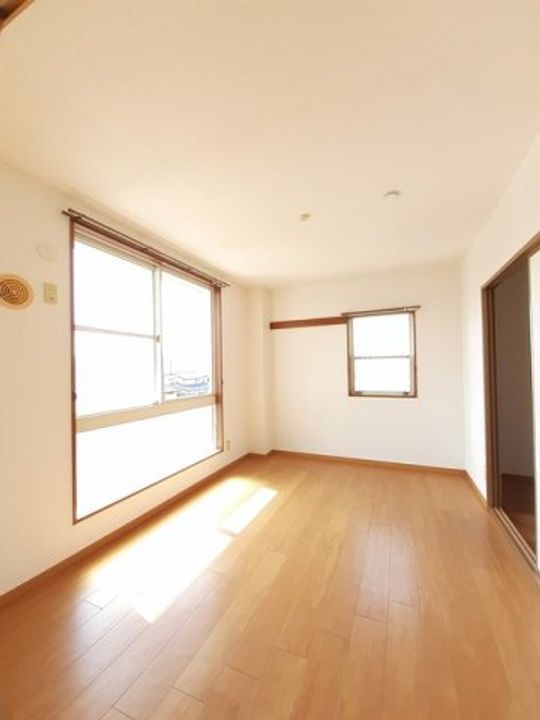 ニューシティつのごうCの内装