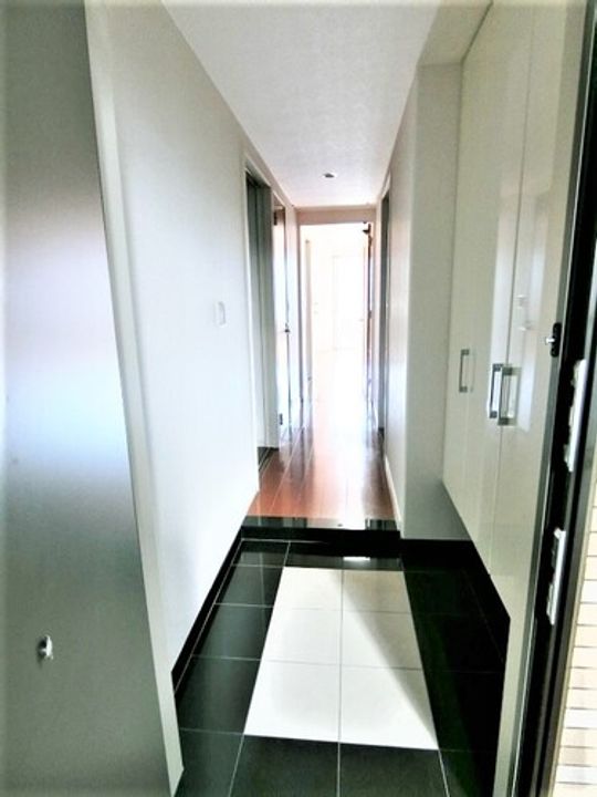 サーパスシティ福山駅前の玄関