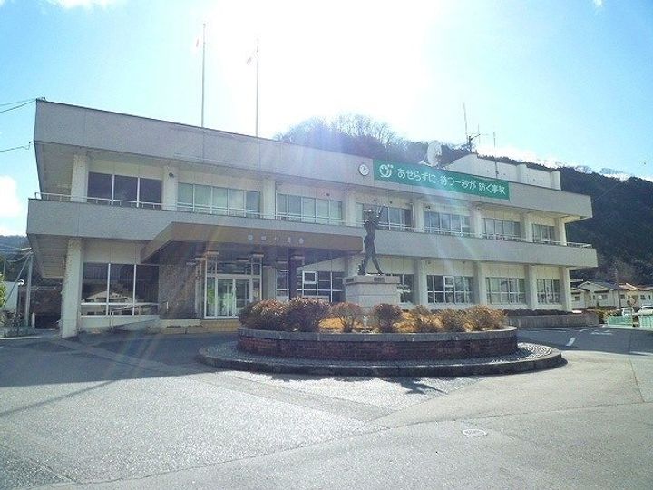 ライフランドFの周辺