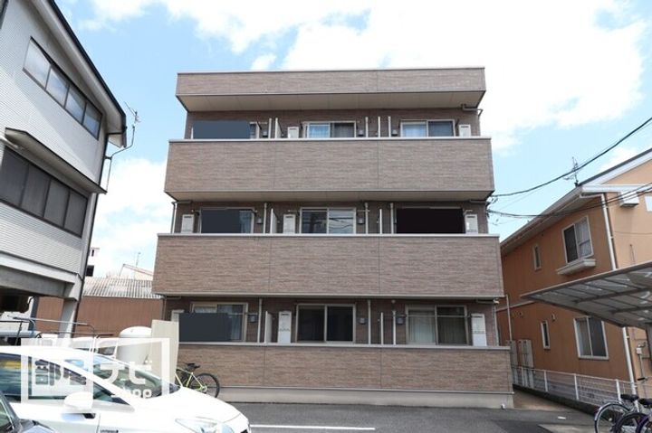 カルムシャンブルのその他画像