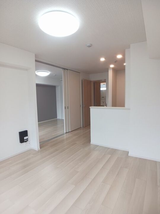 カーサ・ソレイユ Bの居間