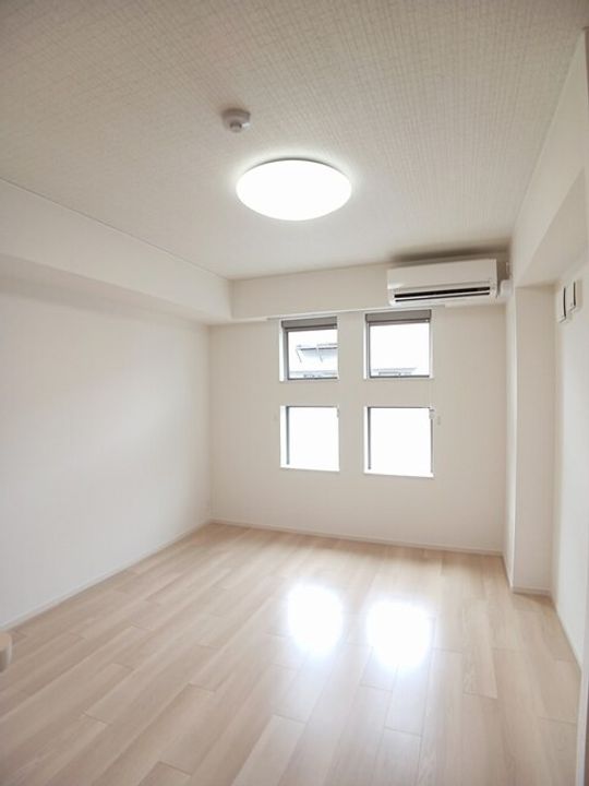 カーサ・ソレイユ Bの居間