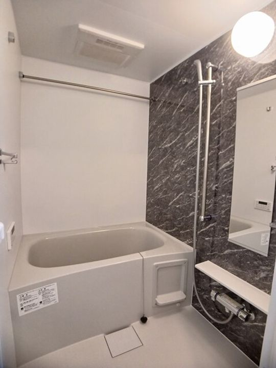 カーサ・ソレイユ Bの風呂