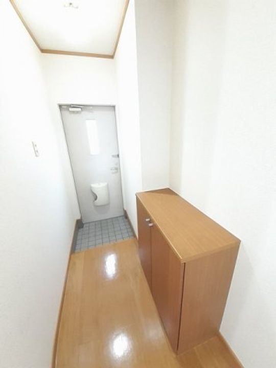 岡山県倉敷市福田町古新田(アパート)の賃貸物件の玄関