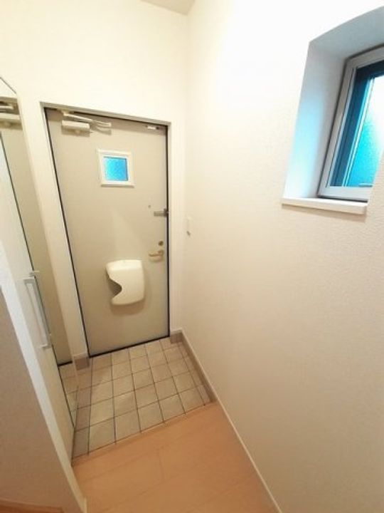 岡山県倉敷市連島町矢柄(アパート)の賃貸物件の玄関