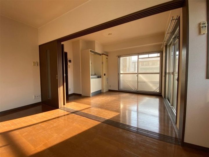 コスモス南蔵王の居間