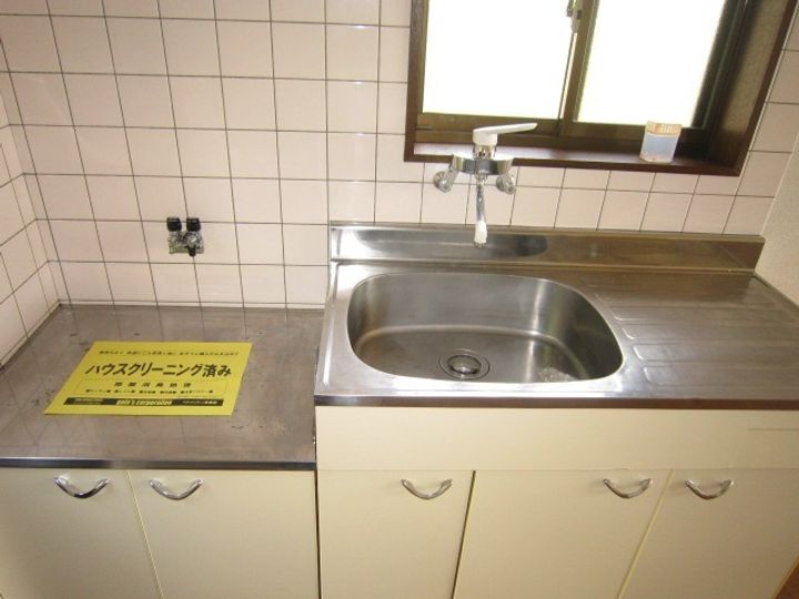 岡山県倉敷市真備町箭田(テラスハウス)の賃貸物件のキッチン