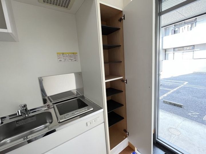 岡山県倉敷市児島下の町4丁目(マンション)の賃貸物件302の玄関