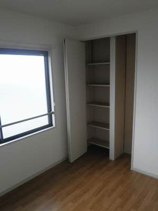 ラフォーレ B棟202の内装