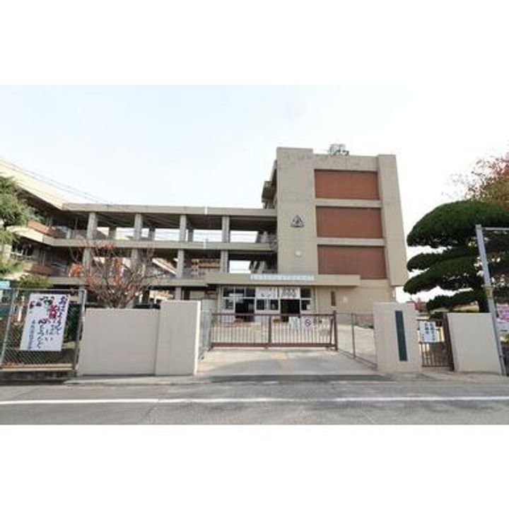 ハイカムール平田の周辺