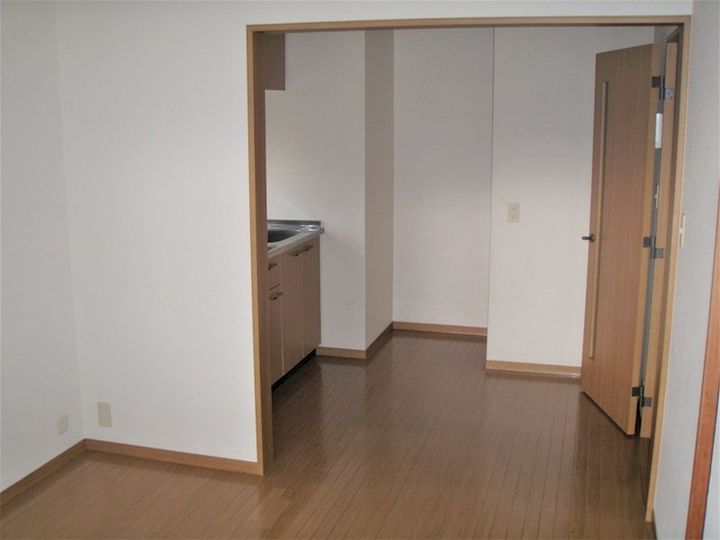 岡山県浅口市金光町占見新田(アパート)の賃貸物件102の居間