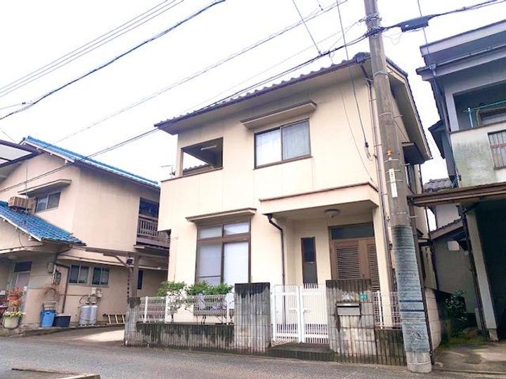 西新涯町戸建貸家1の外観