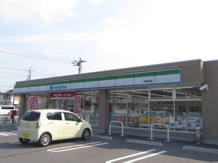 ロカ ブリリアント Bの周辺