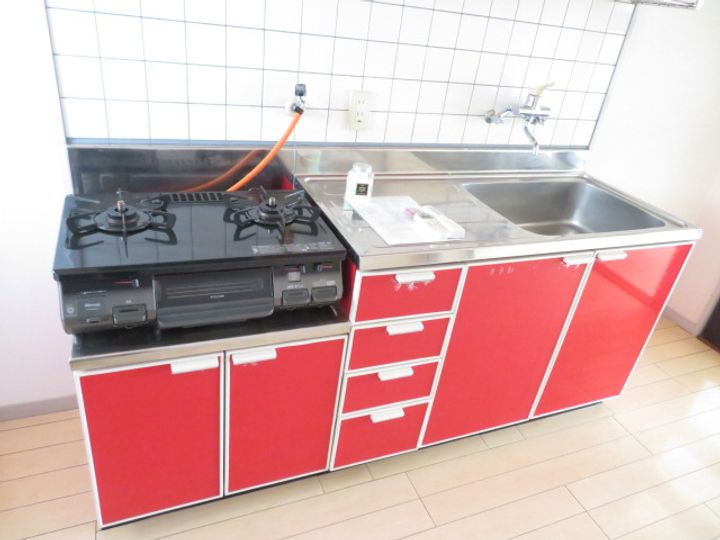 プレアール仏生山Ⅱ306のキッチン