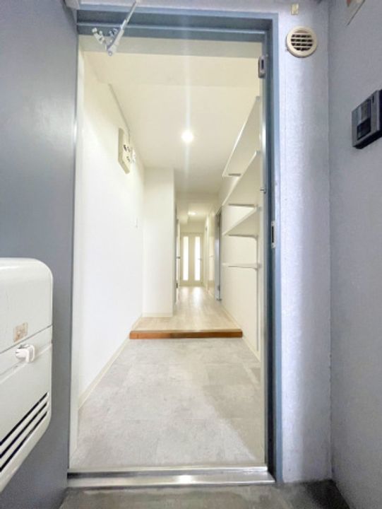 プラザ・ドゥ・オデッサの玄関