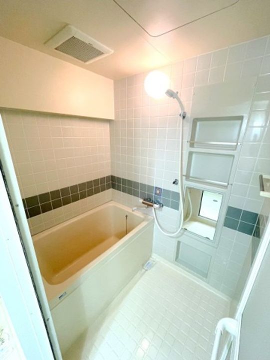 プラザ・ドゥ・オデッサの風呂