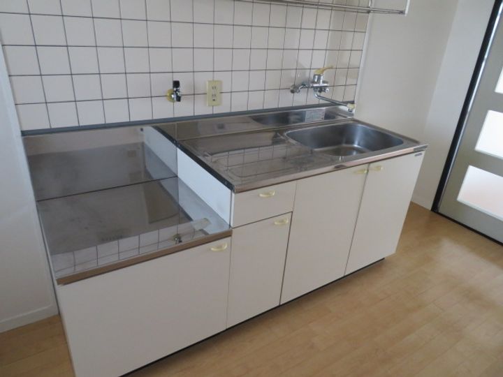 プレアール仏生山Ⅱのキッチン